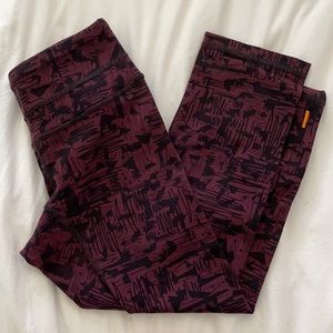 Lucy Capri Leggings